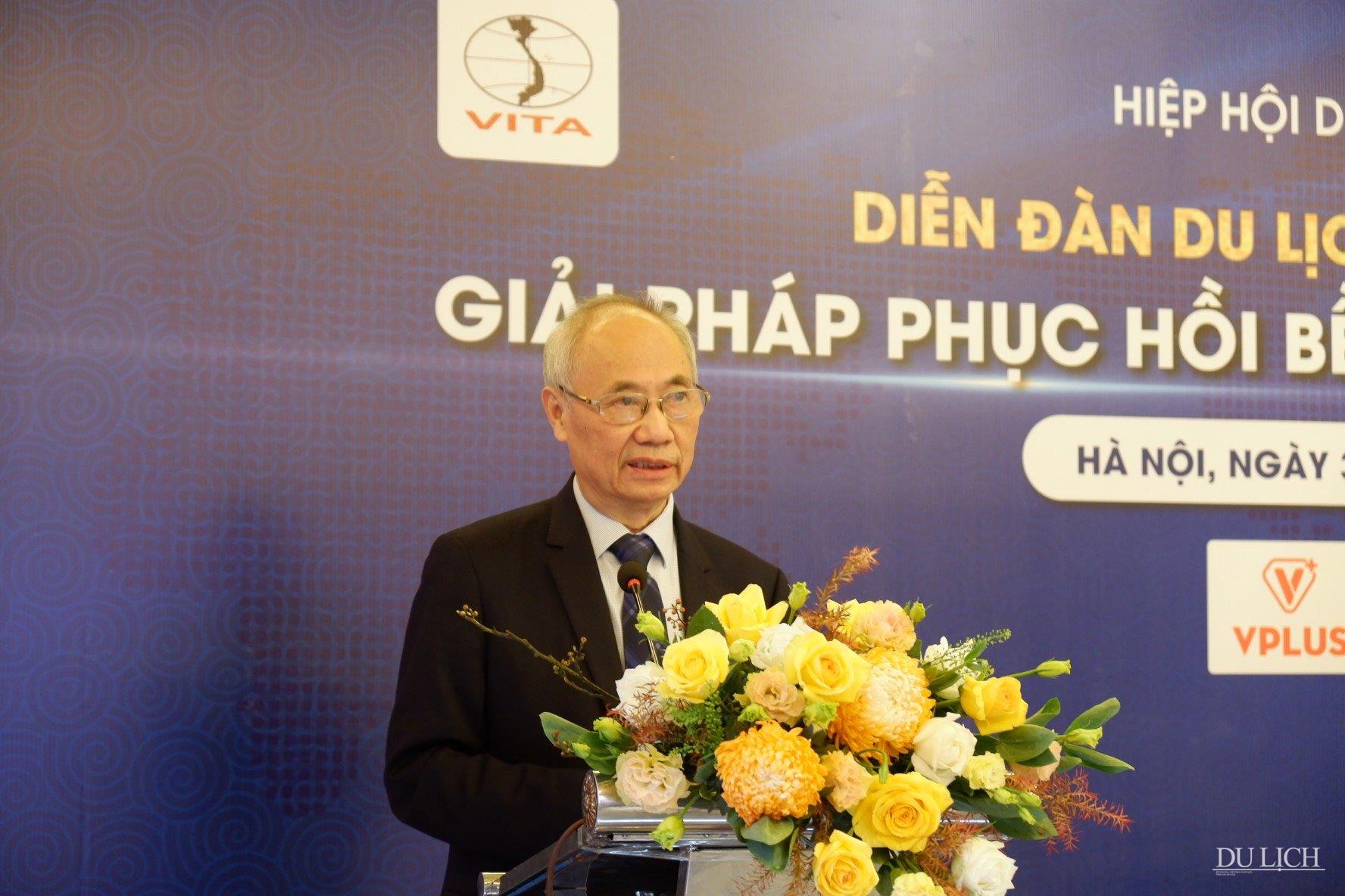 Phó Chủ tịch thường trực Hiệp hội Du lịch Việt Nam Vũ Thế Bình phát biểu